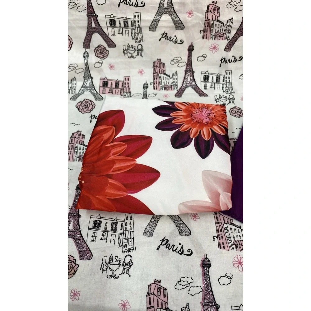 Clarins Cosmetic‎ Flower Printed  Limited Edition